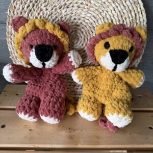 Mini Lion Snuggler